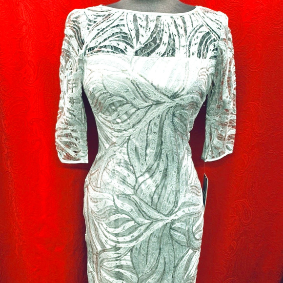 TAHARI NWT SIZE 10 - Picture 1 of 1